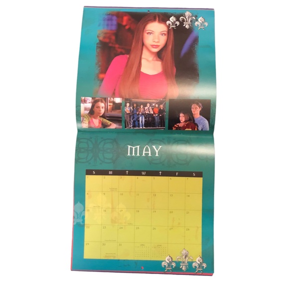 Buffy The Vampire Slayer Full Wall Calendar 2011 - Picture 5 of 6